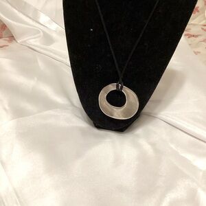 NWOT Estate Oval Necklace vintage